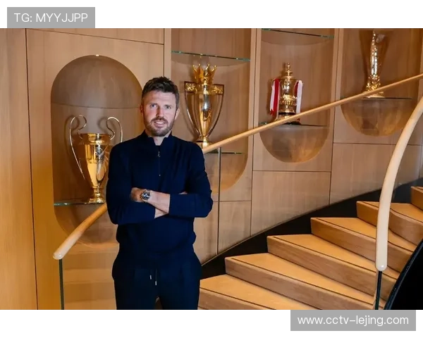 卡里克执教曼联战术变革，七轮不败背后的阵容调整